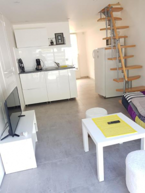 Studio équipé à proximité de la plage